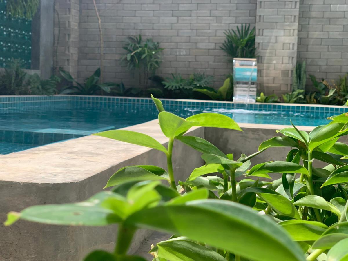 The J Break Boutique Hotell Kampot Eksteriør bilde