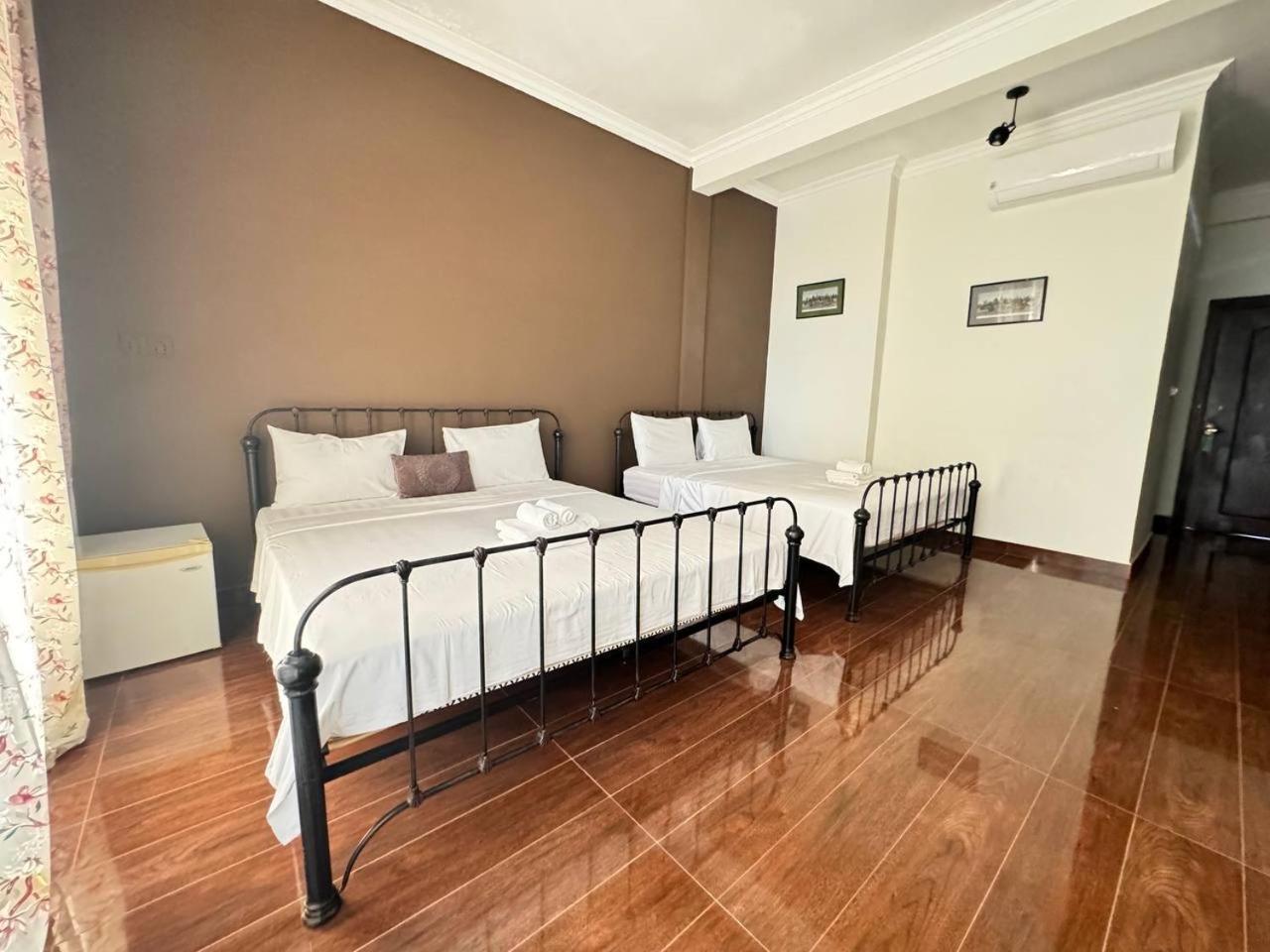 The J Break Boutique Hotell Kampot Eksteriør bilde