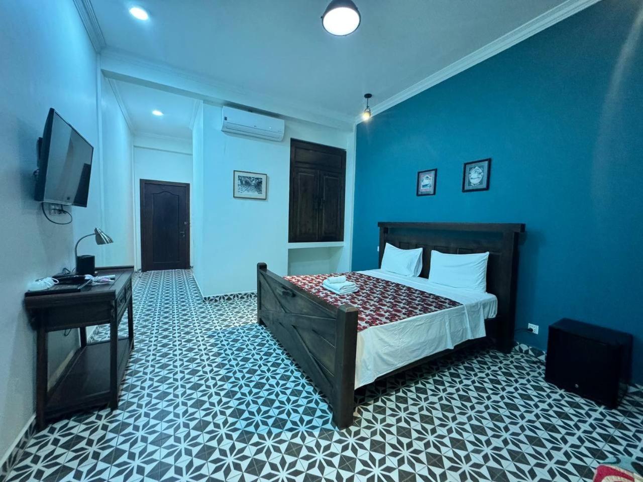 The J Break Boutique Hotell Kampot Eksteriør bilde