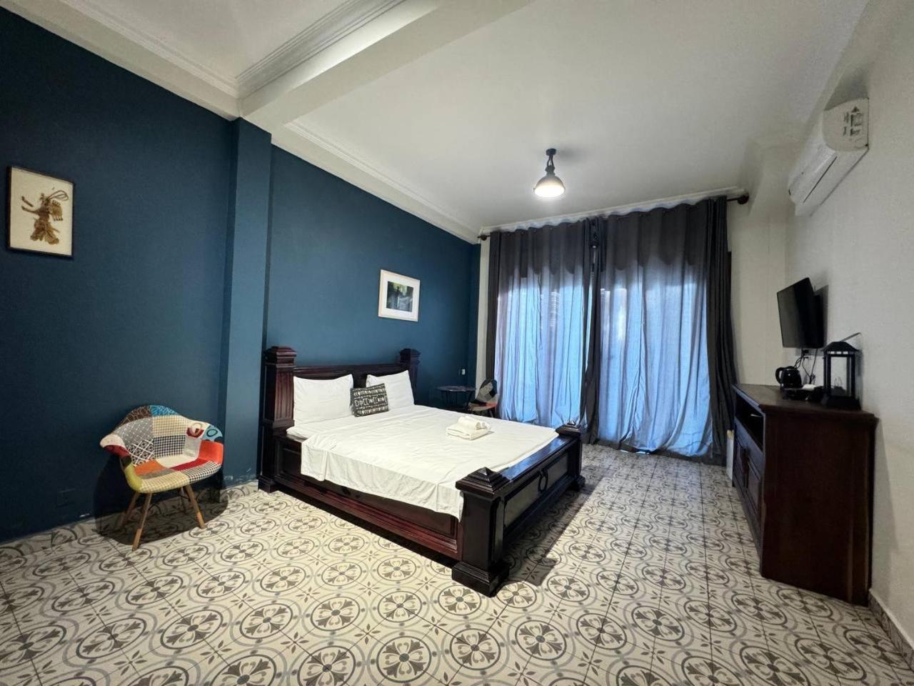 The J Break Boutique Hotell Kampot Eksteriør bilde