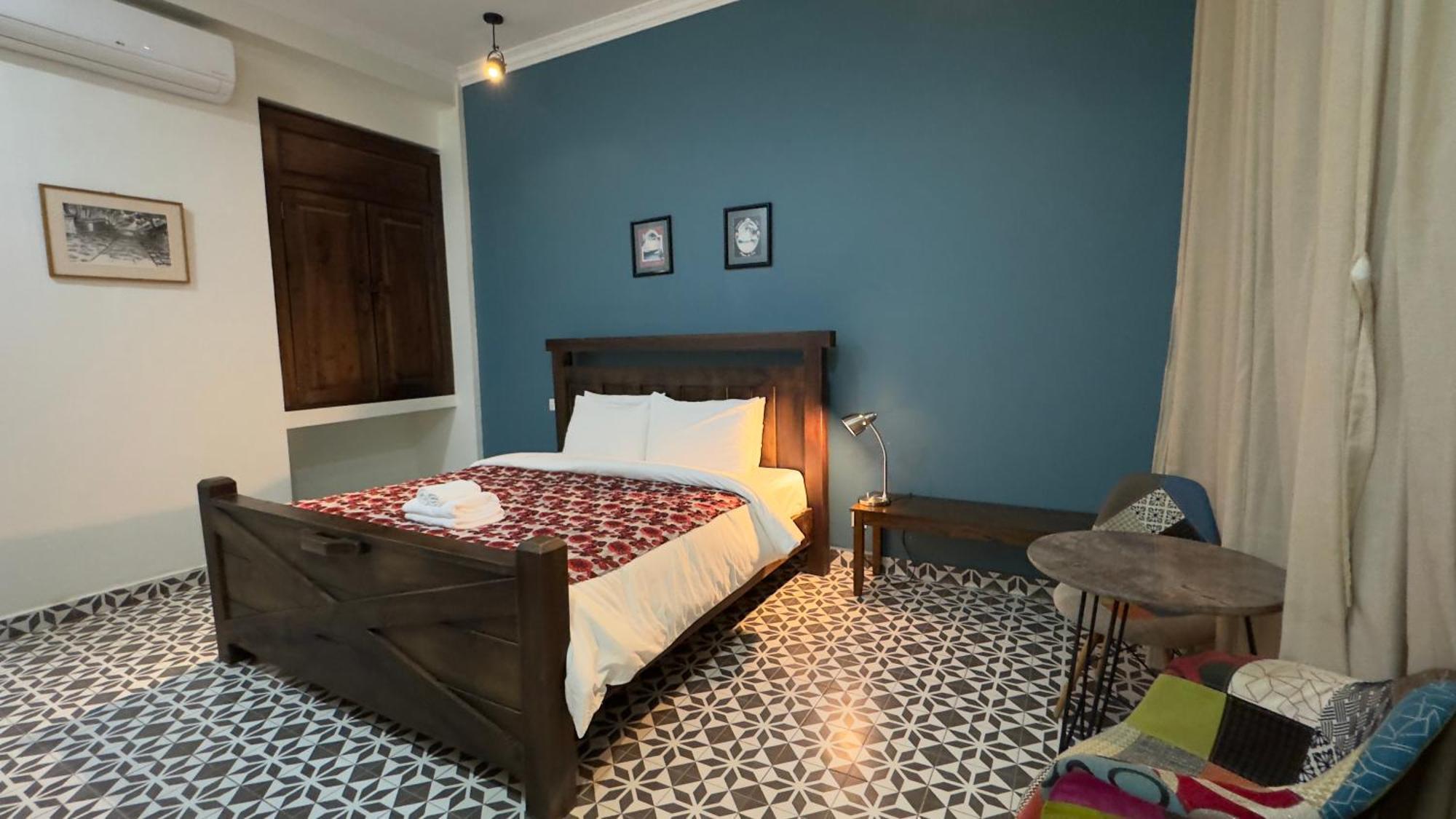 The J Break Boutique Hotell Kampot Eksteriør bilde
