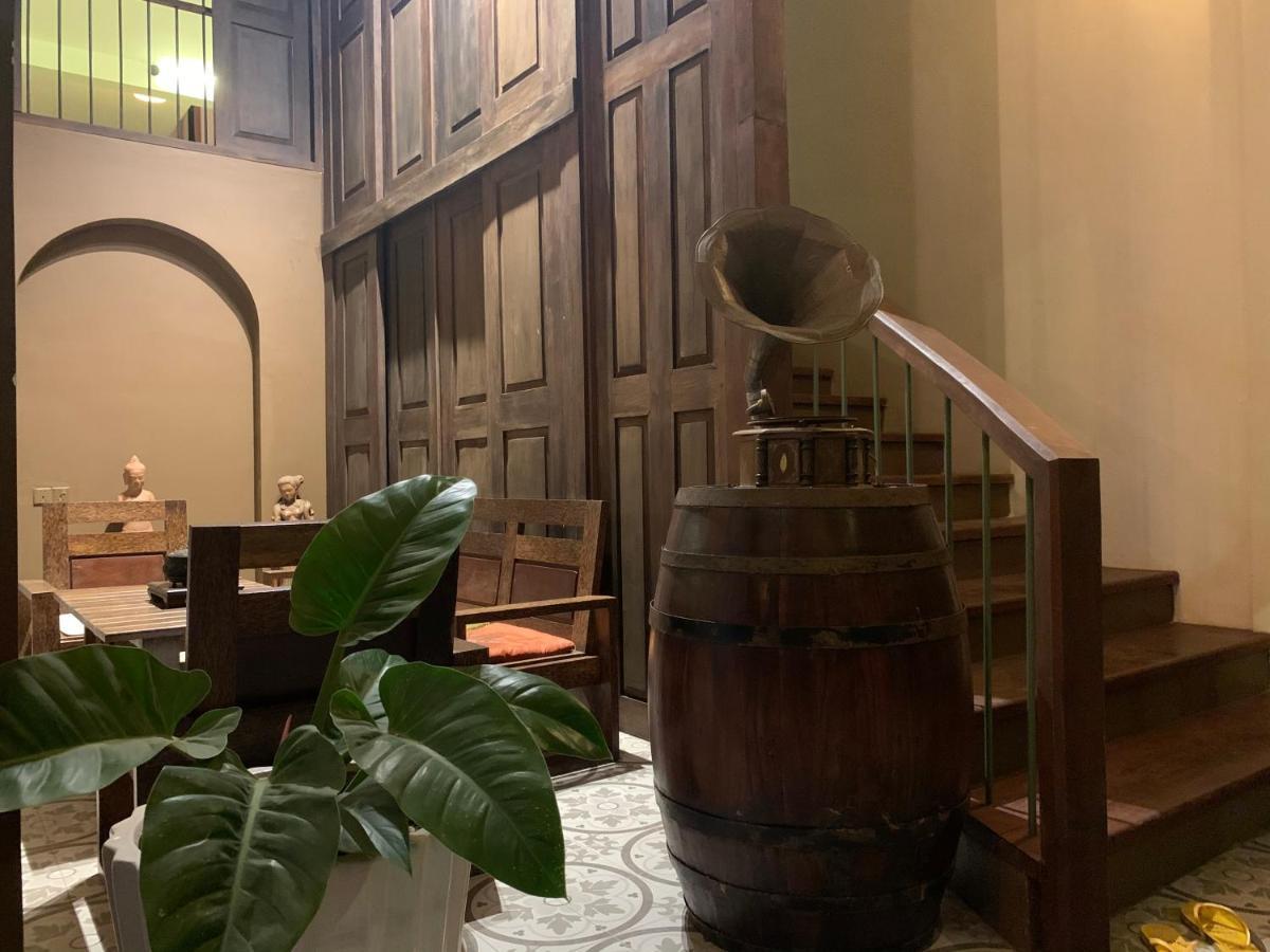 The J Break Boutique Hotell Kampot Eksteriør bilde